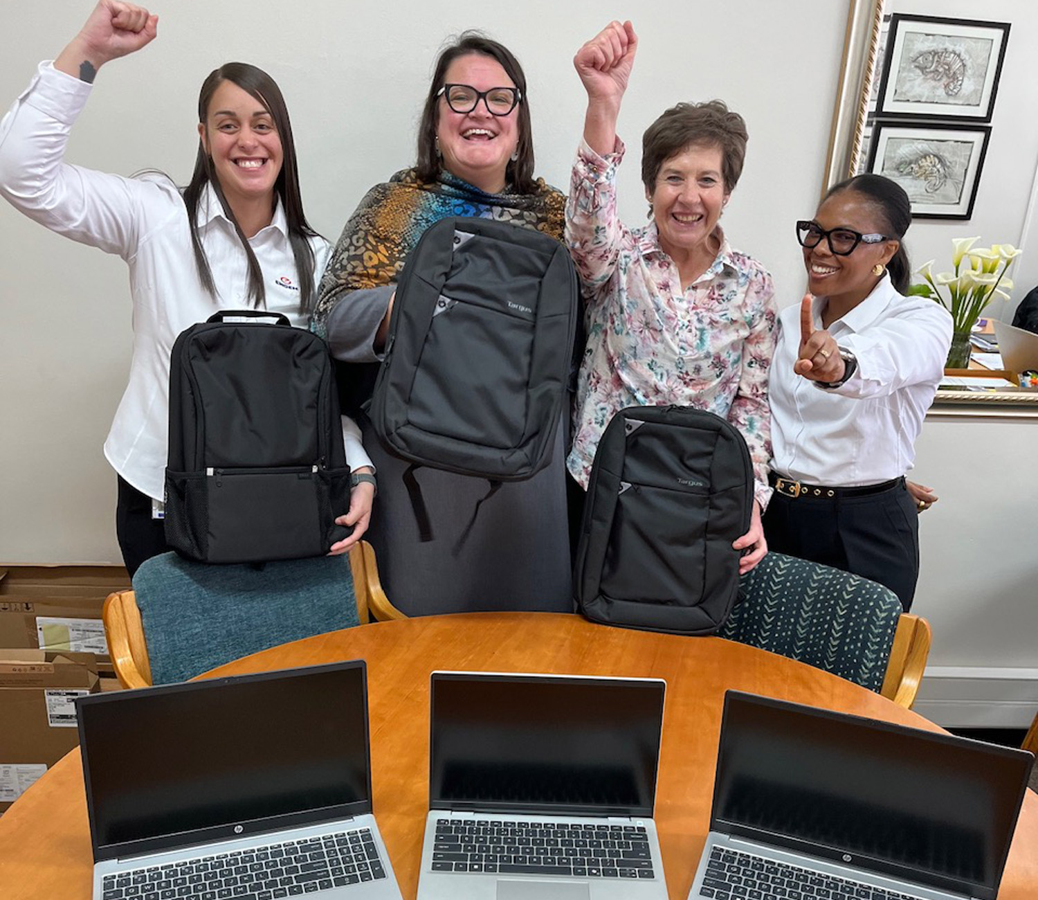 Engen Tierberg supports learning at Parow East Primary School with new laptops and whiteboards