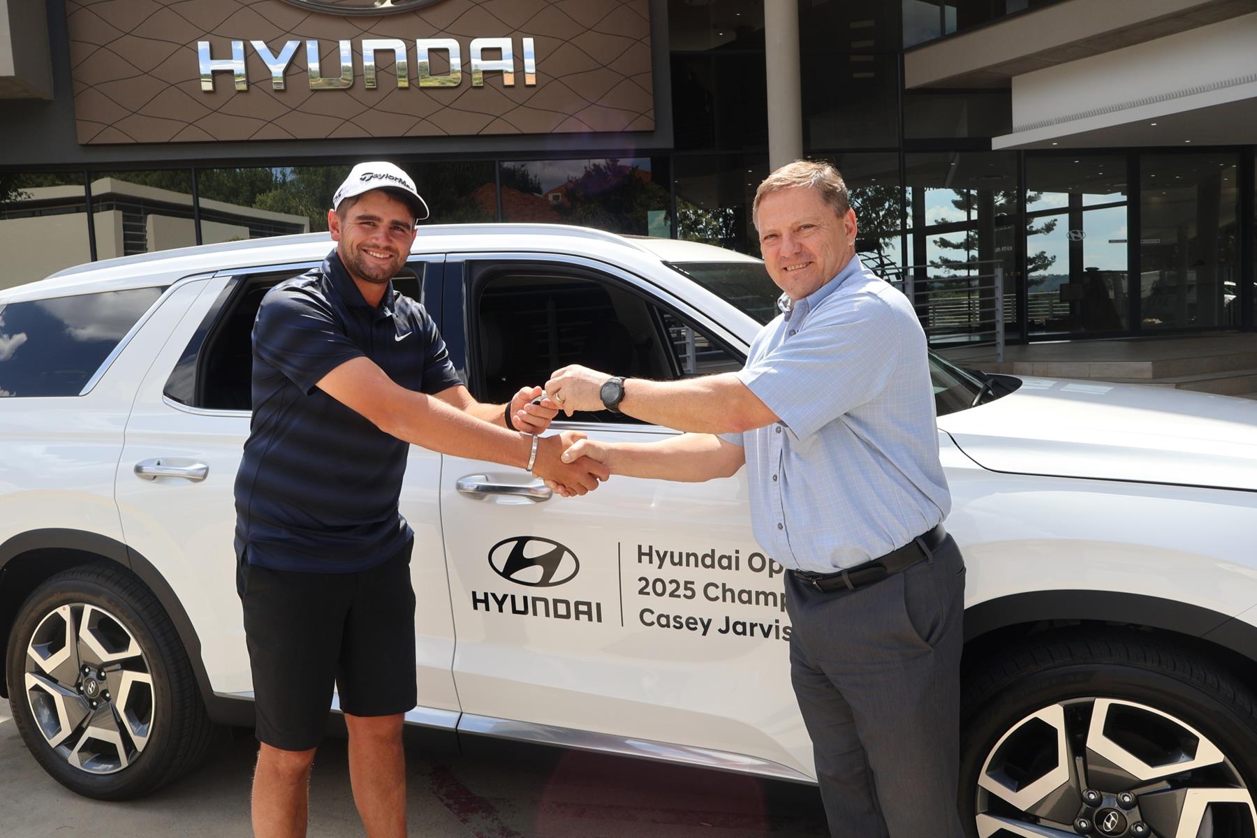 Hyundai Completes Palisade Handover to Hyundai Open Champion, Casey Jarvis