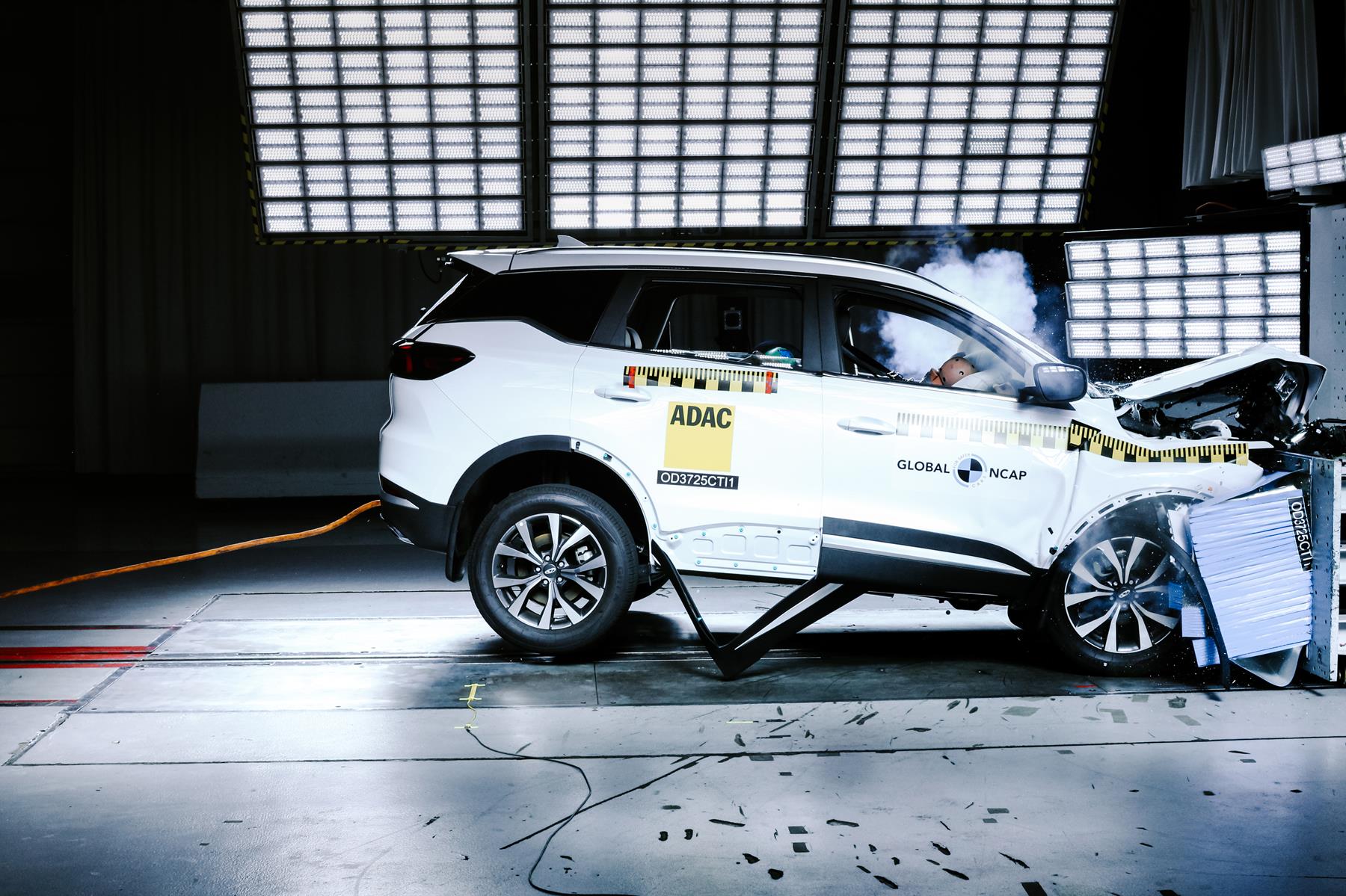 AA raises serious concerns around safety and misleading consumers as Chery scores two stars for adult protection in Africa
