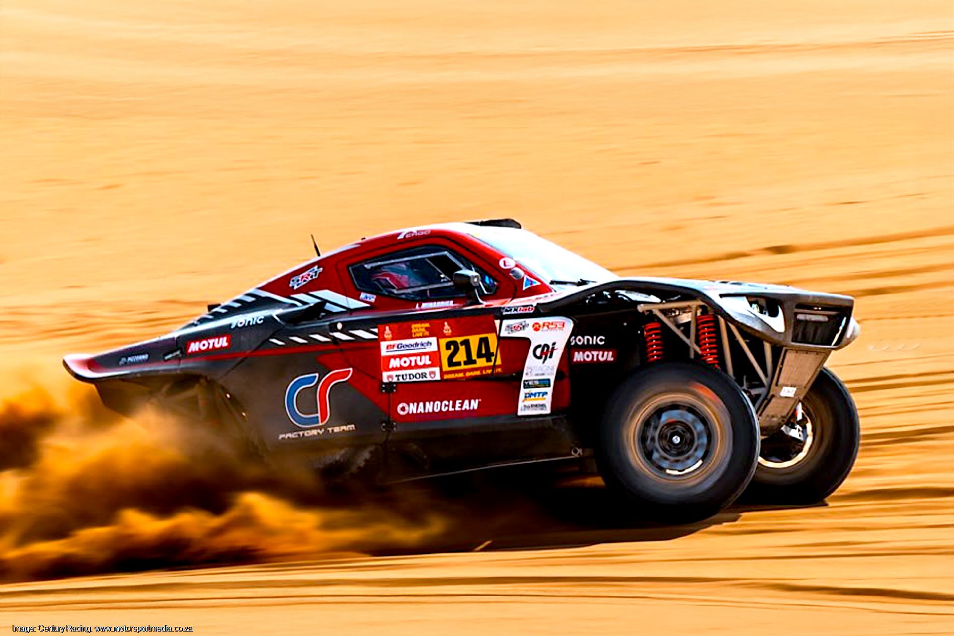 Serradori, Century dominate dramatic Dakar day