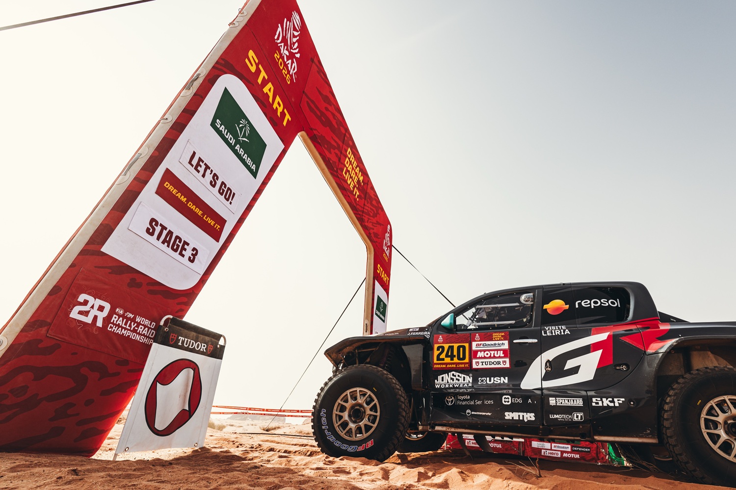 Botterill and Mena claim podium as TGRSA endures tough, puncture-strewn stage 3