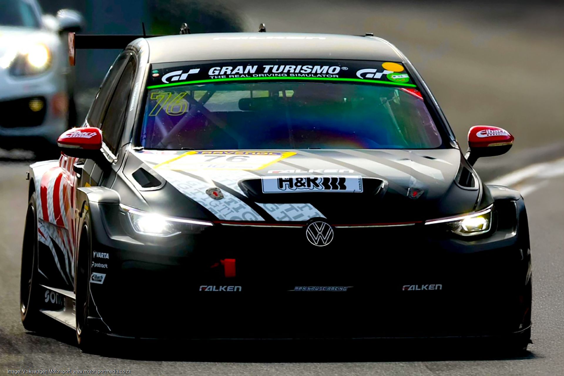 Jonathan ready to race Nürburgring 24