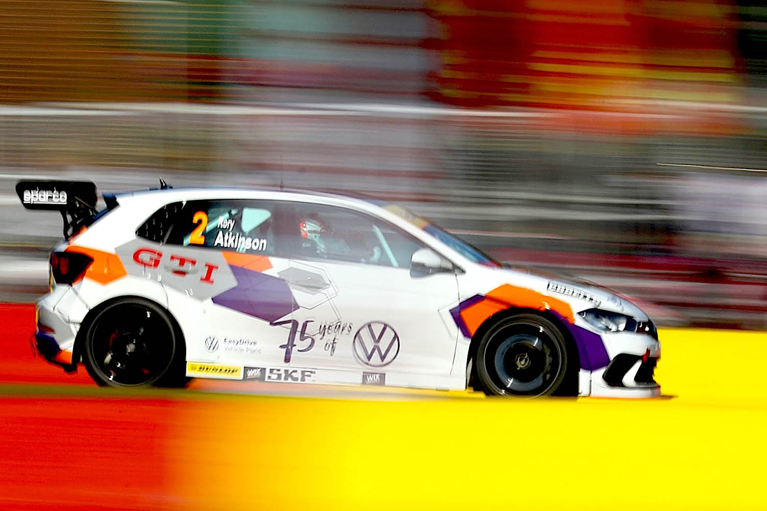 Volkswagen at Zwartkops: mama warned us!