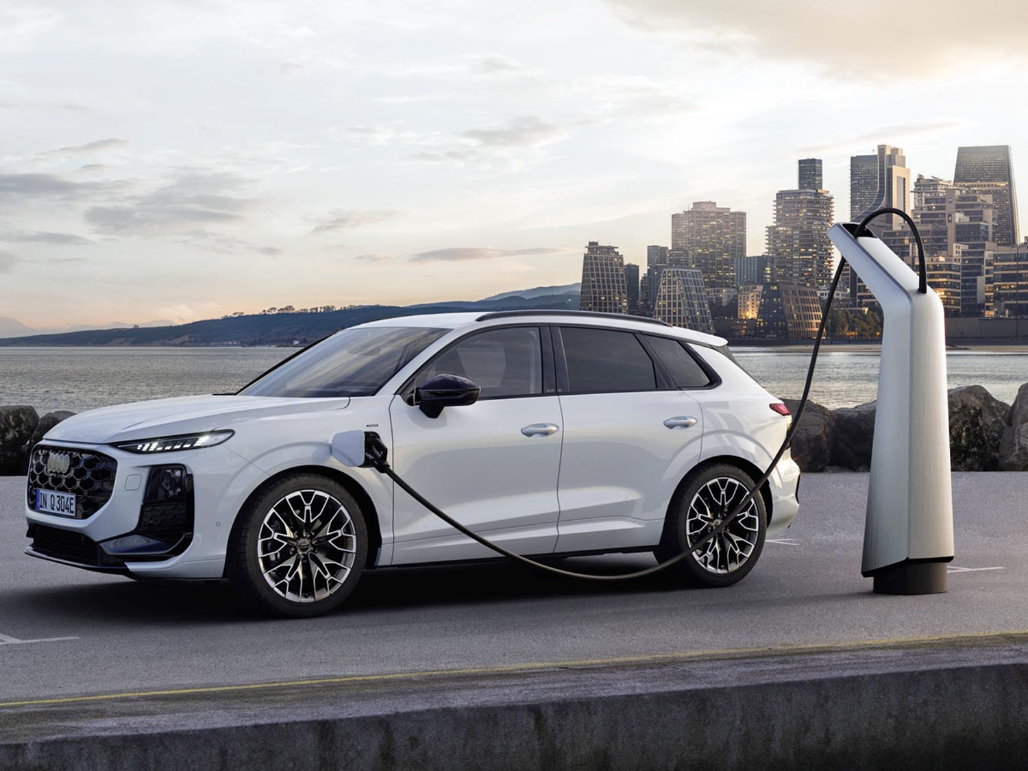 Hybrid-battery warranties are expiring: repair, replace or sell?