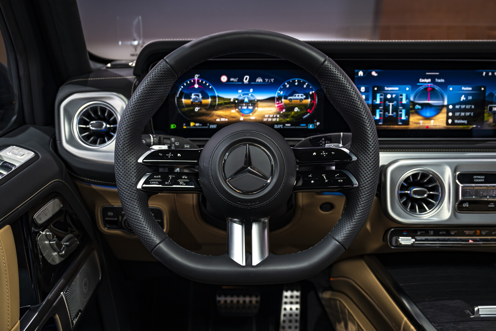The all-new electric G-Class: legendary design language meets unique drive technology.