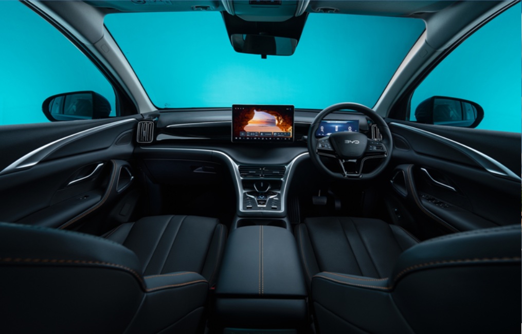 Premium features such as heated and ventilated driver seats, 360-degree camera with parking sensors Premium features such as heated and ventilated driver seats, 360-degree camera with parking sensors