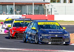 Touring Cars march on Pretoria