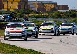Volkswagen Rookie Cup a four way fight