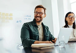 Flexible, AI-Driven and Multi-Income: The New Career Model for Gen Z
