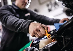 Castrol’s 2024/5 festive season driving safety tips – we care!