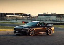 Ford’s New Benchmark for Performance – the Mighty Mustang Dark Horse 