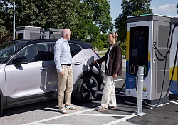 Vattenfall InCharge and WirelessCar: Automated charging without cards or apps soon a reality